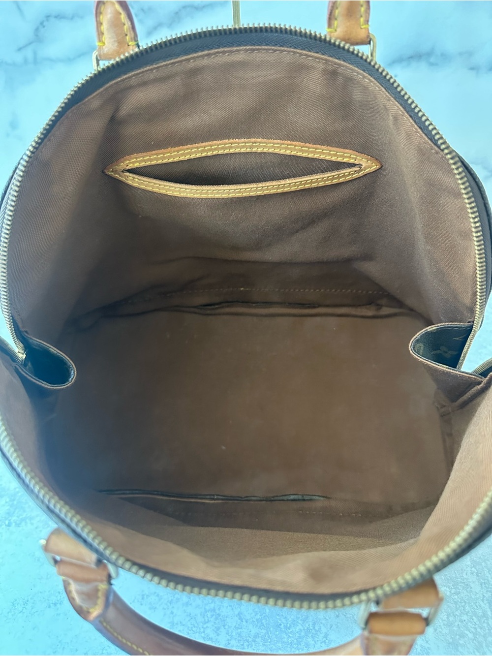 Pre-Loved Louis Vuitton Alma PM - Picture 13 of 13